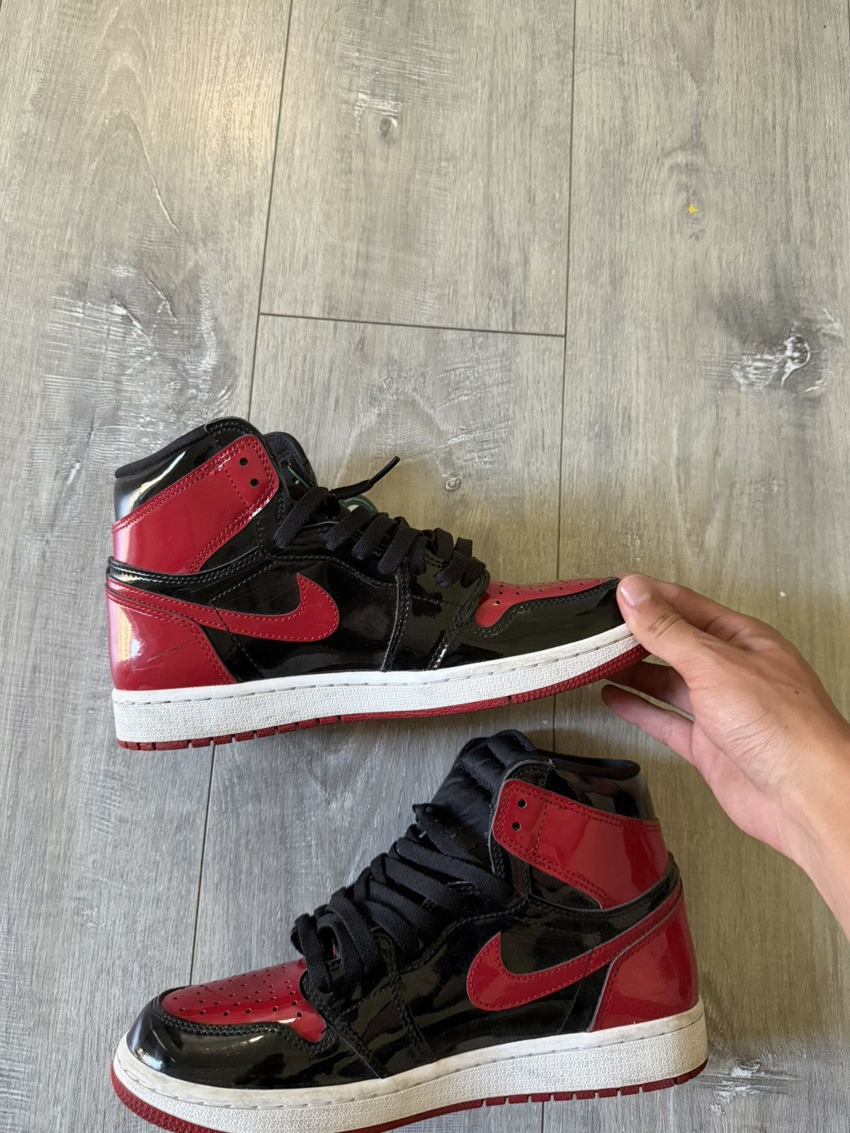 Jordan Brand Jordan 1 Patent Bread Size US 8.5 / EU 41-42 - 2 Thumbnail