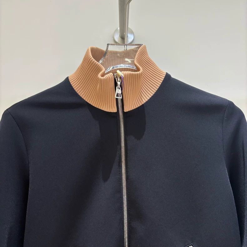 Louis Vuitton Louis Vuitton Sleeve logo color-block jacket Size XS / US 0-2 / IT 36-38 - 3 Thumbnail