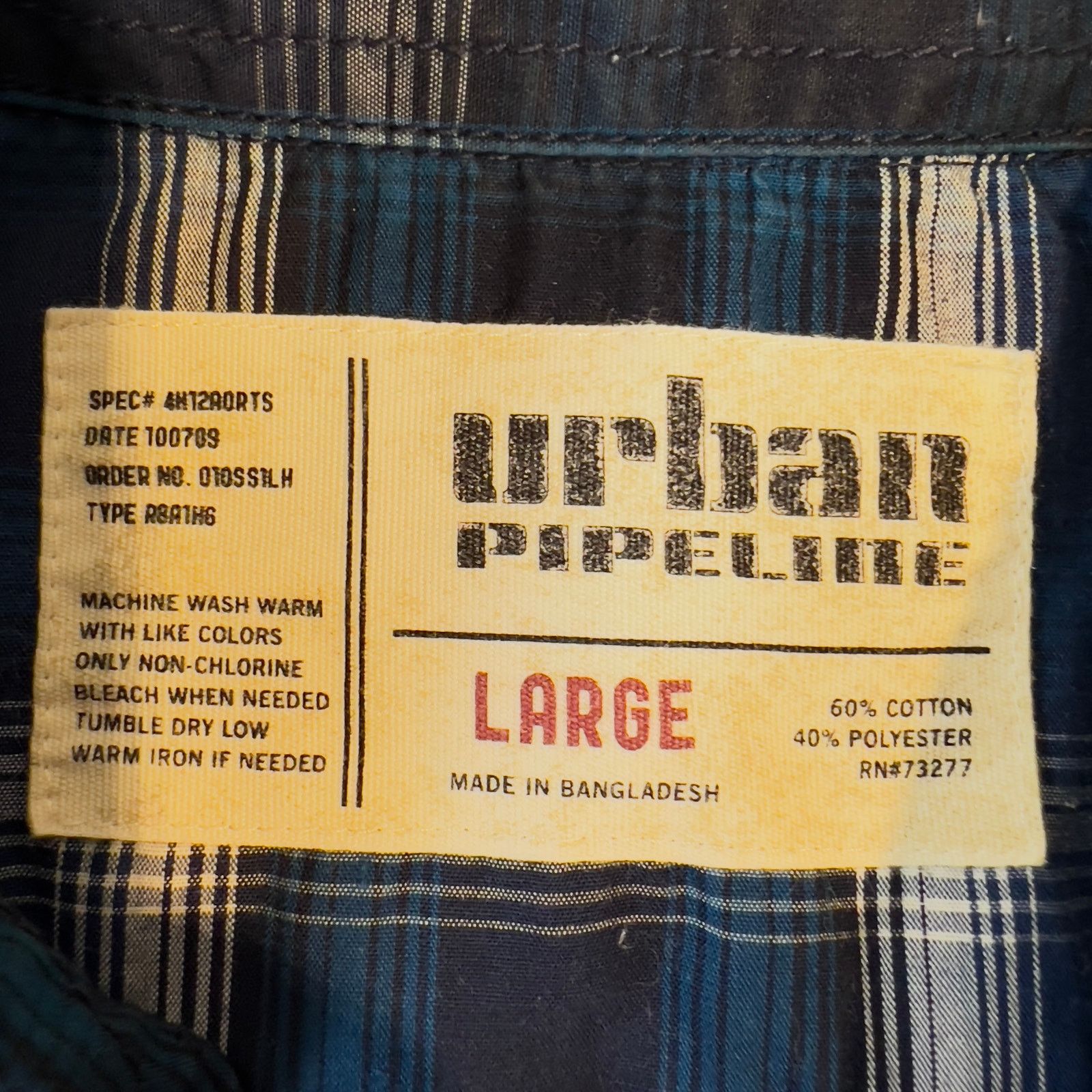 Urban Pipeline Urban Pipeline Button Shirt Men Large Blue White Grey Plaid Size US L / EU 52-54 / 3 - 2 Thumbnail