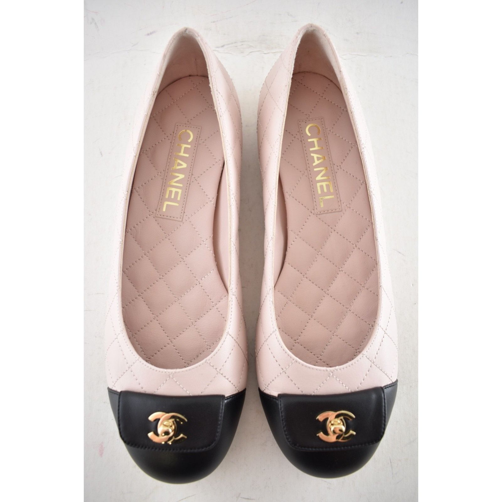 Chanel Chanel 24B Black Turnlock Gold CC Quilted Ballet Flat 38 Size US 8 / IT 38 - 11 Thumbnail