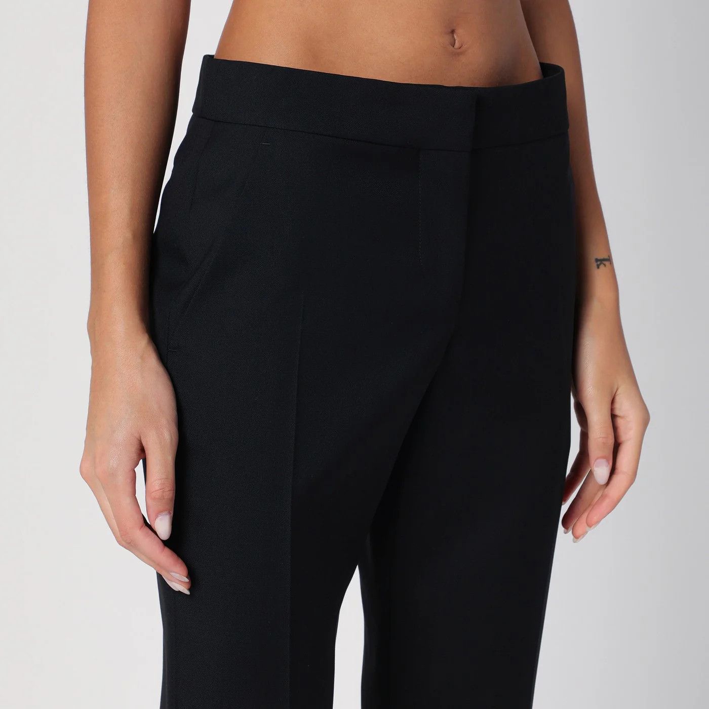 Alexander McQueen o1d2blof0426 Wool Trousers in Black Size 28" / US 6 / IT 42 - 5 Thumbnail