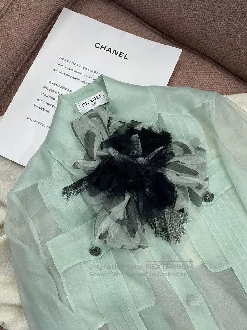 Chanel Chanel Floral Brooch Long Sleeve Shirt. Size US M / EU 48-50 / 2 - 3 Thumbnail