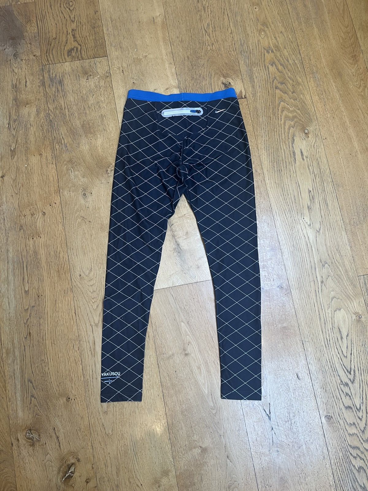 gyakusou leggings