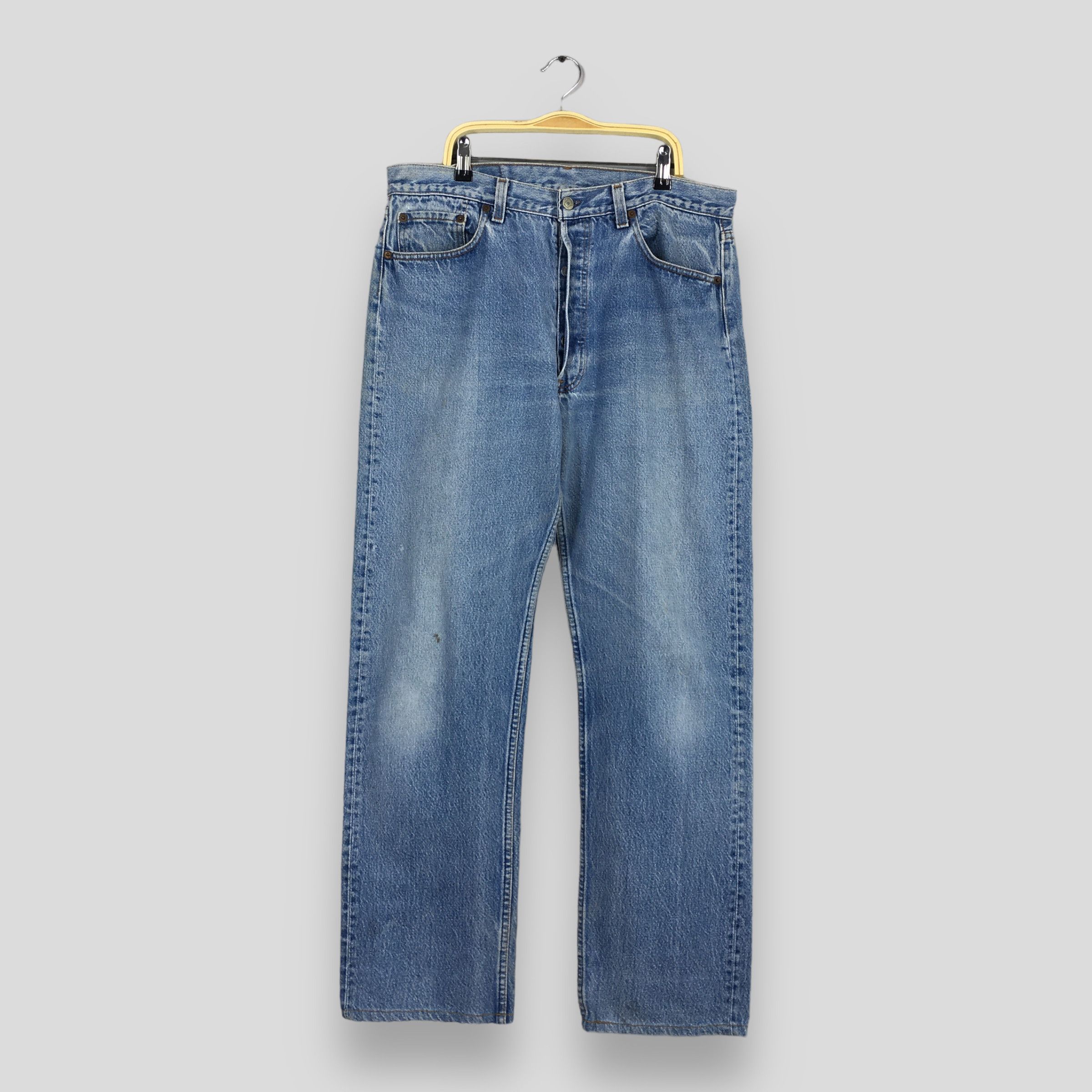 image of Size 34X31 Vintage 90's Levi's 501 Faded Blue Jeans, Men's