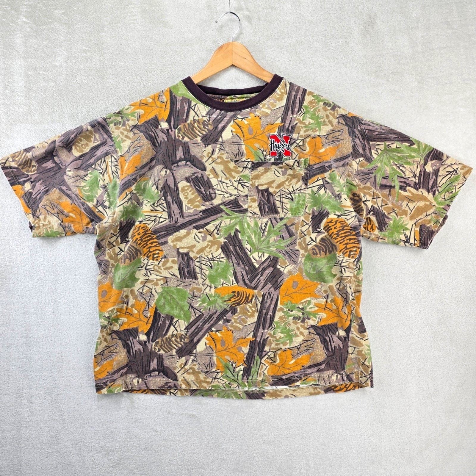 Other Vintage Boggy Creek Apparel Nebraska Huskers Camo Shirt XXL Size US XXL / EU 58 / 5 - 1 Thumbnail