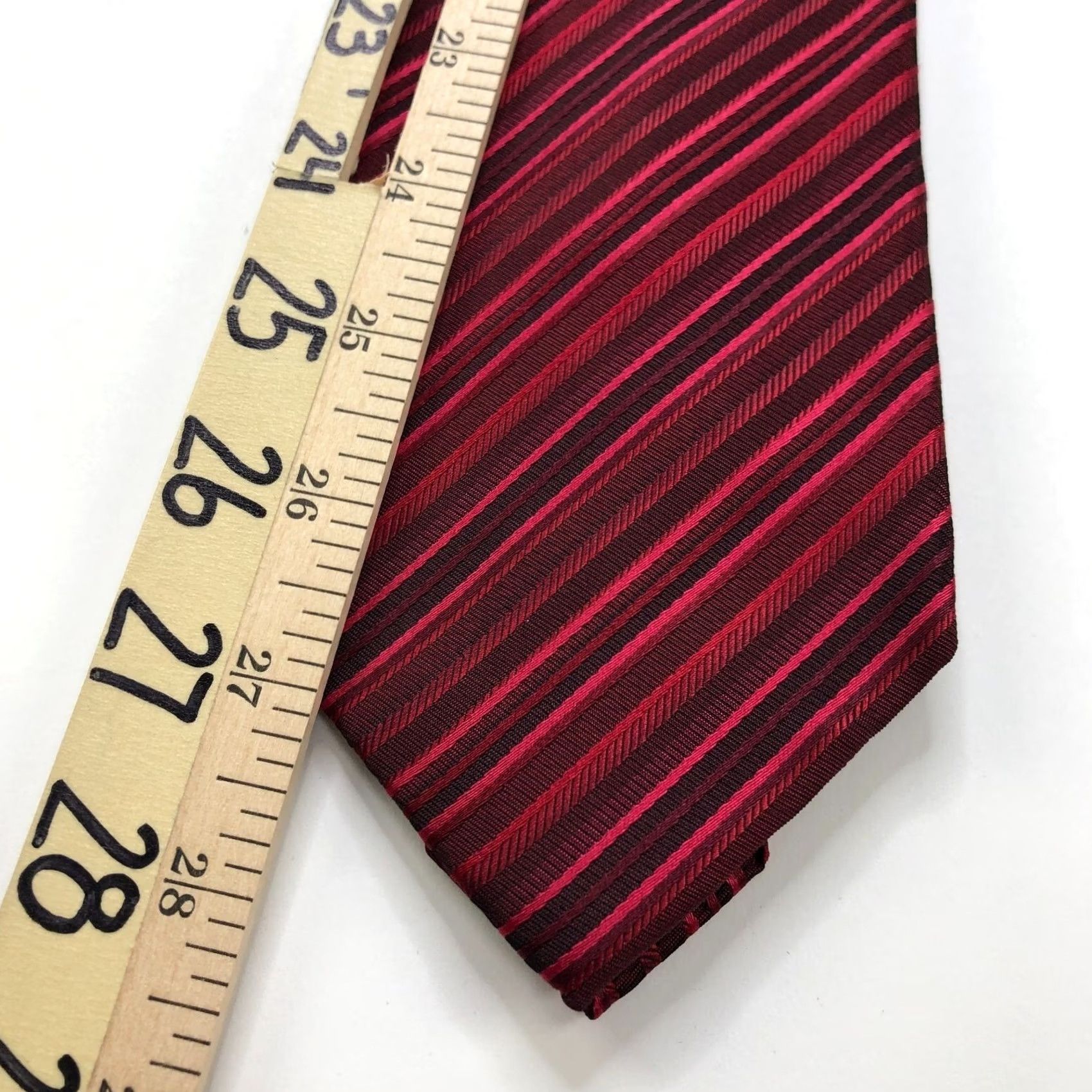 Liz Claiborne VINTAGE Claiborne Tie Mens 100% Silk Red Striped 3.5" / 57 In Adult Size ONE SIZE - 4 Thumbnail