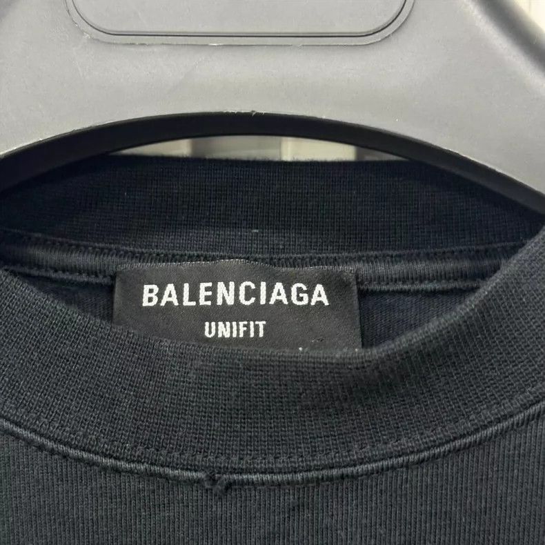 Balenciaga Balenciaga Embroidery destroys black short sleeves Size US S / EU 44-46 / 1 - 5 Thumbnail