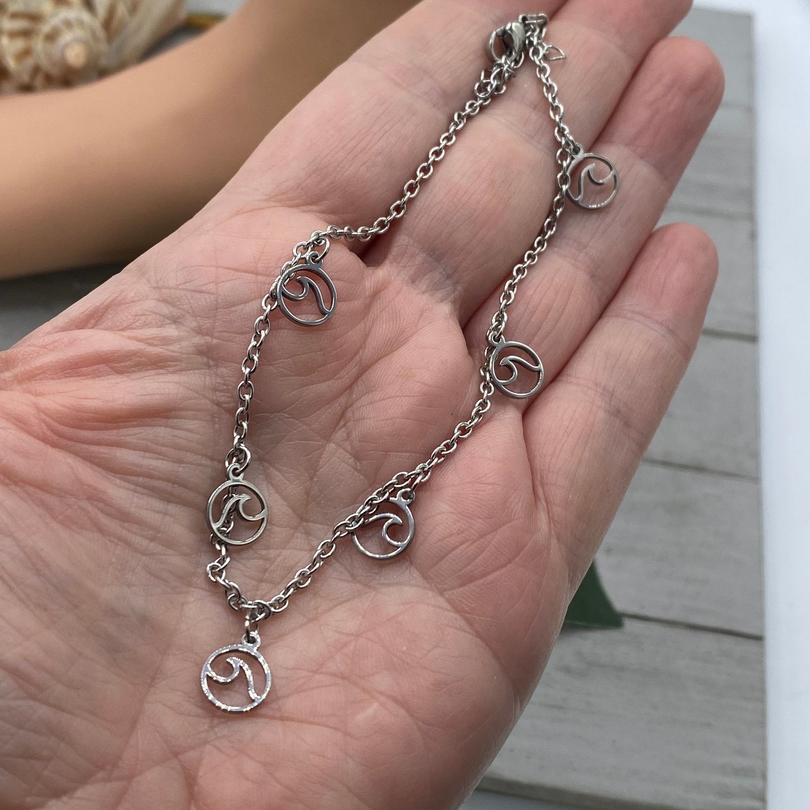 The Unbranded Brand Stainless Steel Wave Anklet Size ONE SIZE - 2 Thumbnail