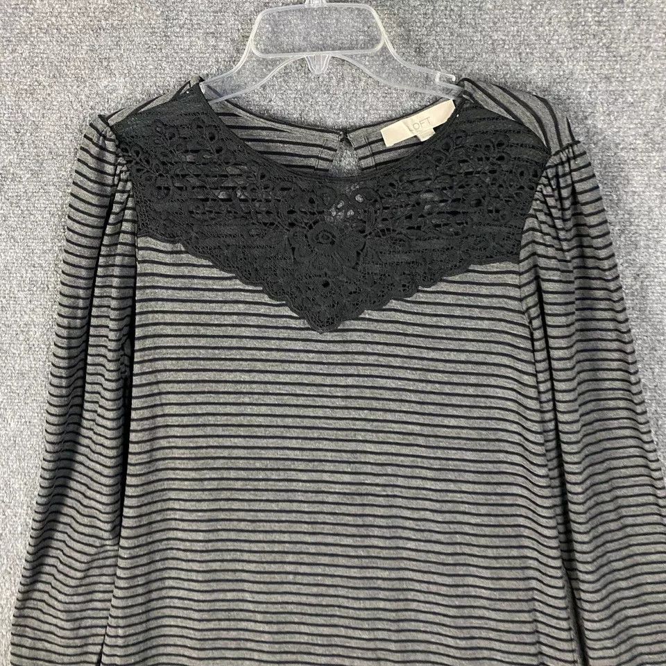Loft LOFT Blouse Women's Small Long Sleeve Striped Gray Rayon S Size S / US 4 / IT 40 - 2 Thumbnail