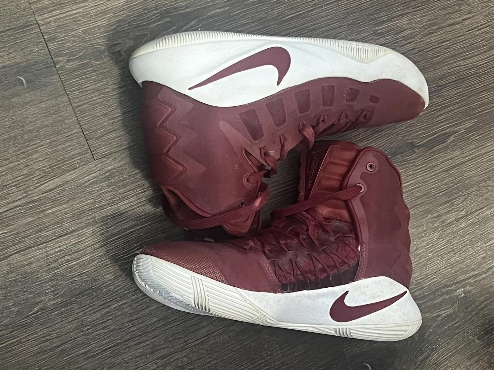 Nike Size 6.5 - Nike Hyperdunk Basketball Mid Burgundy Size US 6.5 / EU 39-40 - 3 Thumbnail