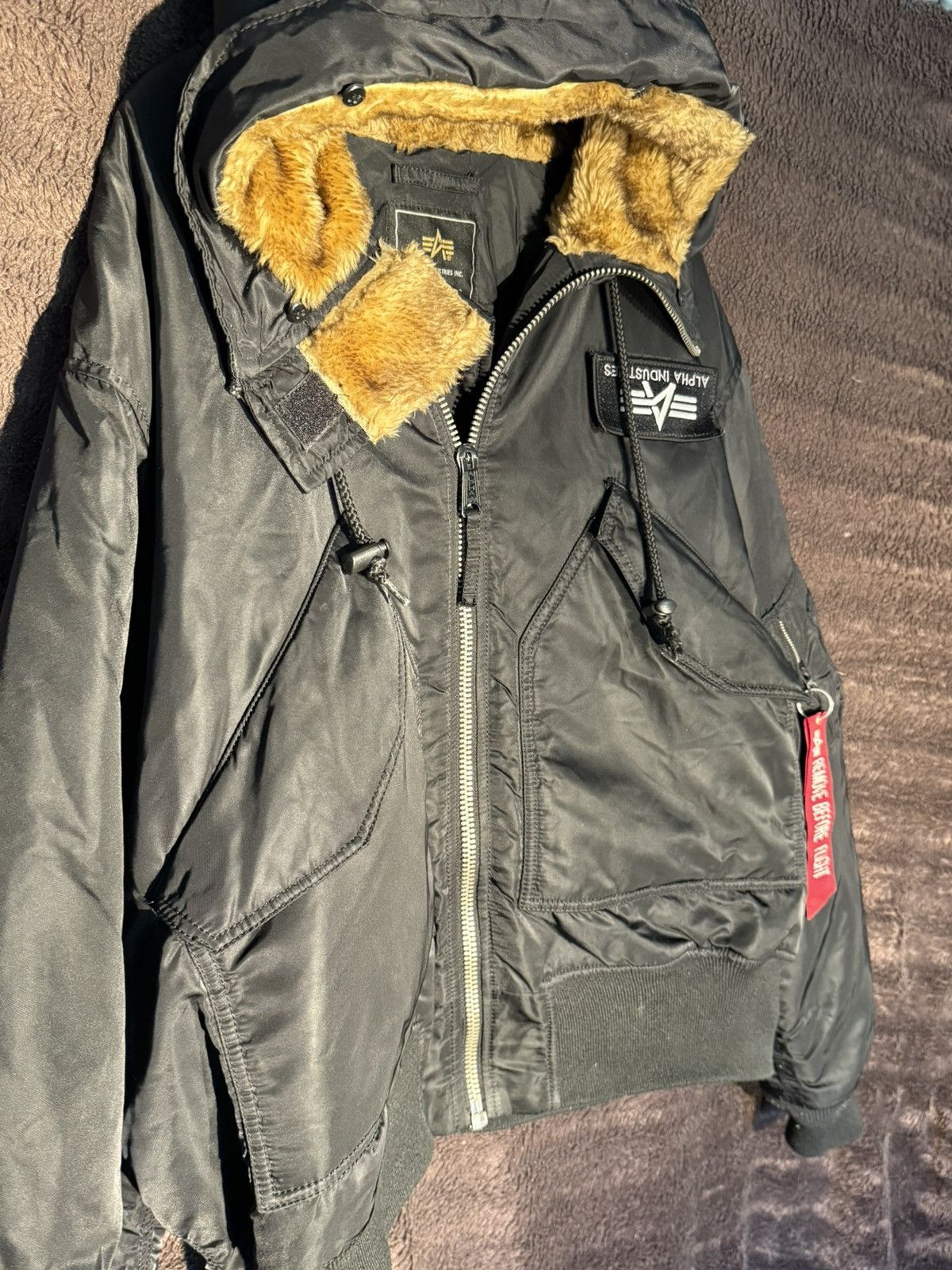 Alpha Industries Alpha Industries vintage XL-XXL streetwear Size US XXL / EU 58 / 5 - 2 Thumbnail