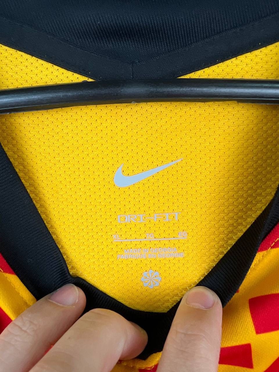 Vintage Maglia Benevento Nike 2021-22 jersey t-shirts size XL Size US XL / EU 56 / 4 - 4 Thumbnail