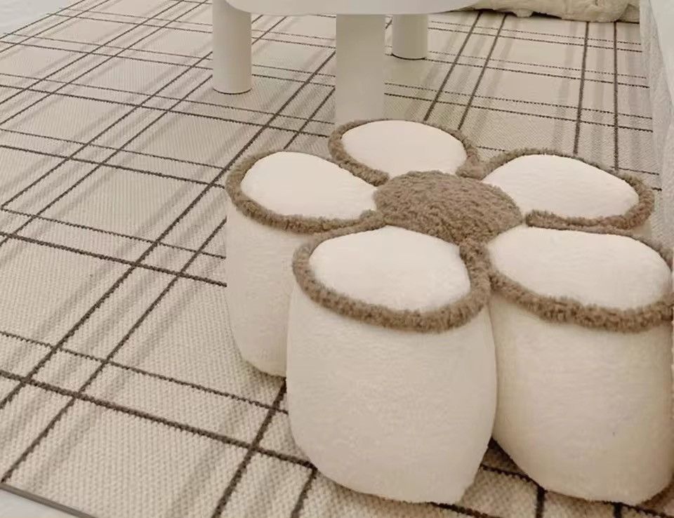 Vintage Nordic Flower Shaped Irregular Seat Pier Seat Cushion Size ONE SIZE - 2 Thumbnail