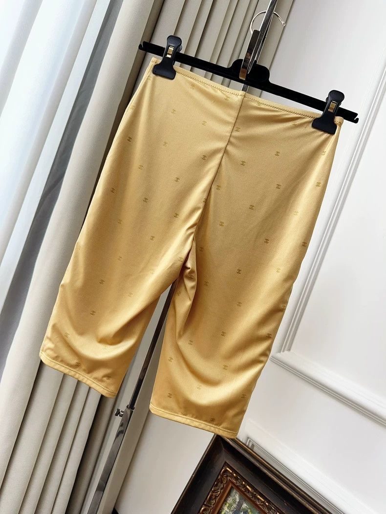 Chanel Chanel Gold CC Logo Biker Shorts Size 28" / US 6 / IT 42 - 2 Thumbnail