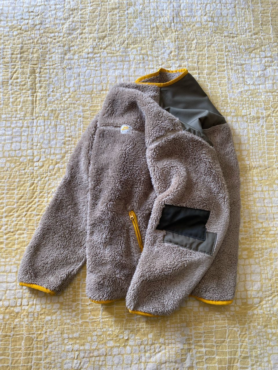 Nike Nike Wild Fluffy Sherpa Fleece Jacket Size L / US 10 / IT 46 - 4 Thumbnail