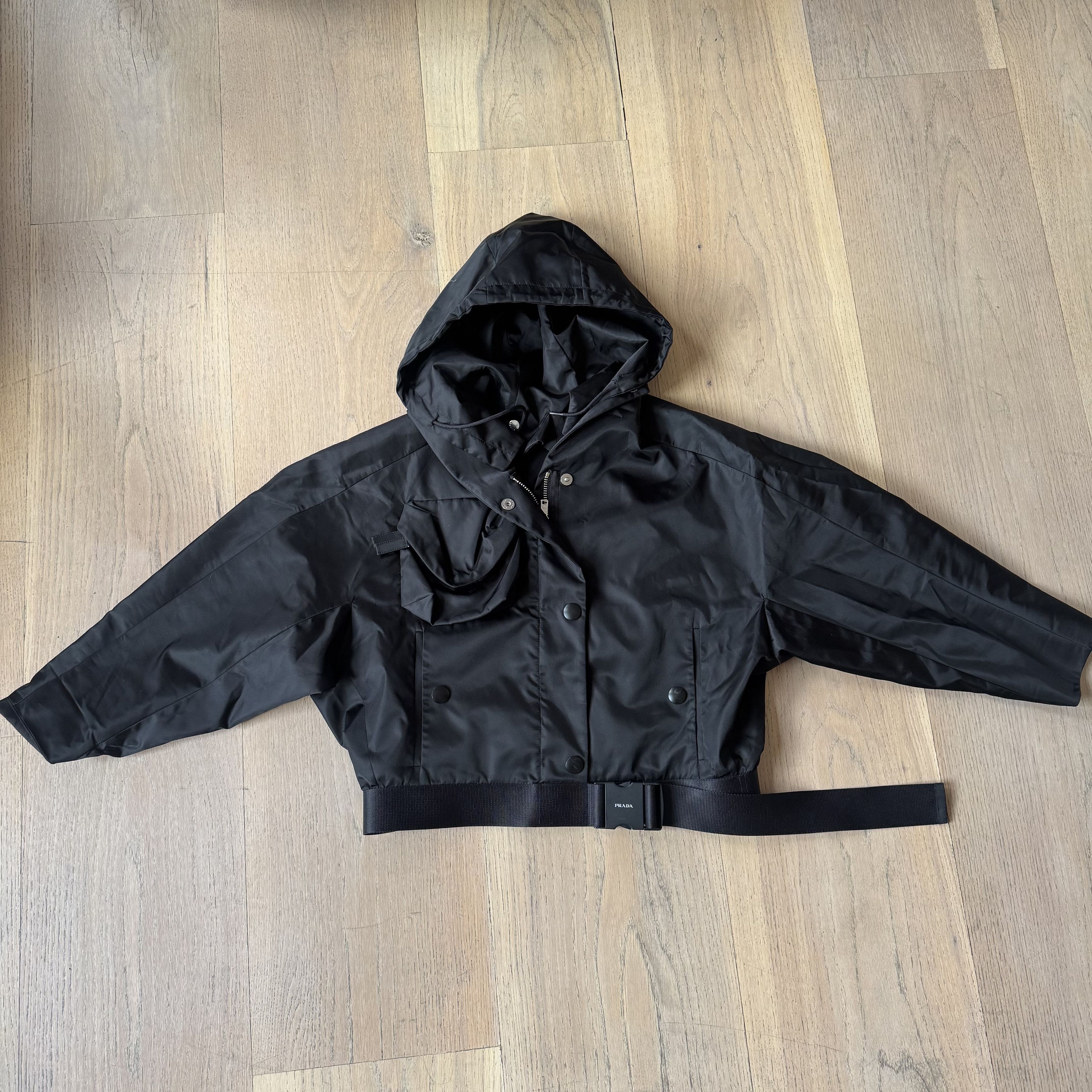 Prada Prada - Re-Nylon Gabardine Blouson Jacket - Black Size S / US 4 / IT 40 - 1 Thumbnail