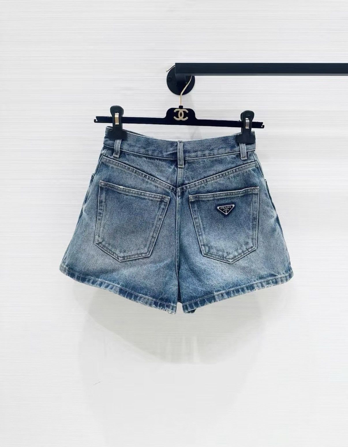 Prada Prada Blue Denim Shorts J33 Size 26" / US 2 / IT 38 - 2 Thumbnail
