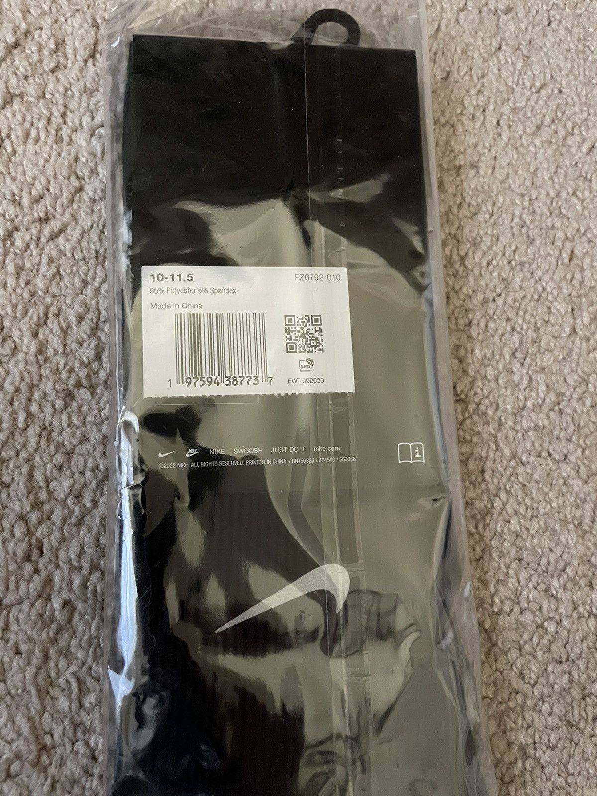 Nike × Supreme Supreme Nike Crew Socks (Black) (Size 10-11.5) Size ONE SIZE - 5 Thumbnail