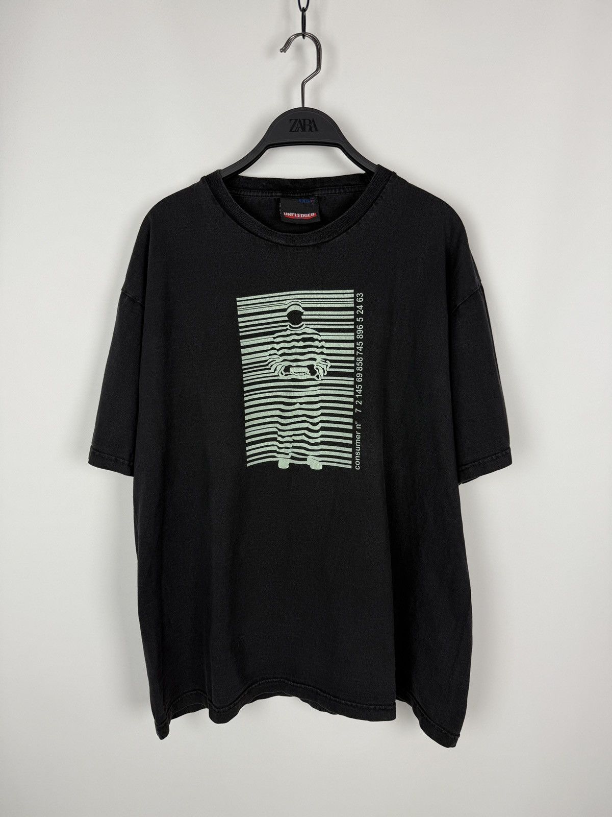 Vintage Y2K Vintage Unfledged Banksy Barcode Prisoner Graphic Tee Size US XL / EU 56 / 4 - 1 Thumbnail