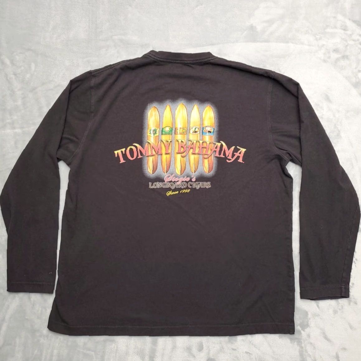 Tommy Bahama VINTAGE Tommy Bahama Shirt Mens L Black Relax Stogies Longboard Cigars Surfing TEE Size US L / EU 52-54 / 3 - 4 Thumbnail