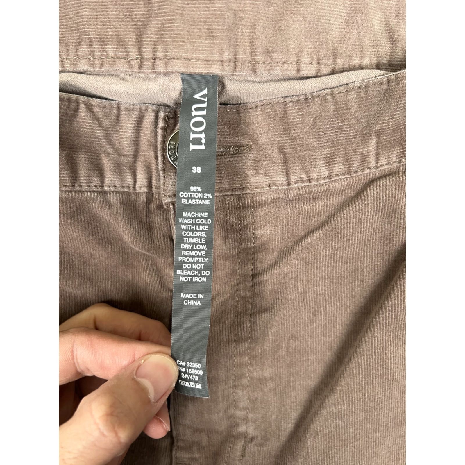 Vuori Vuori Pants Mens 38x30 Brown Corduroy Stretch Chino Straight Leg Regular Casual Pockets Zip Front Flat Front 5-Pocket Mens Size US 38 / EU 54 - 8 Thumbnail