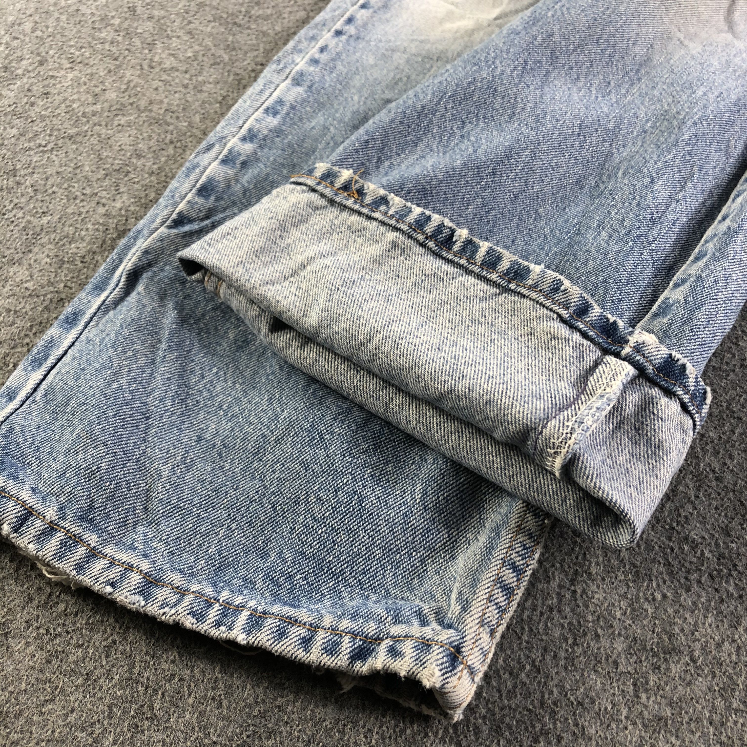 Levi's Vintage 90s Light Wash Levis 505 Jeans-J3051 Size US 36 / EU 52 - 7 Thumbnail