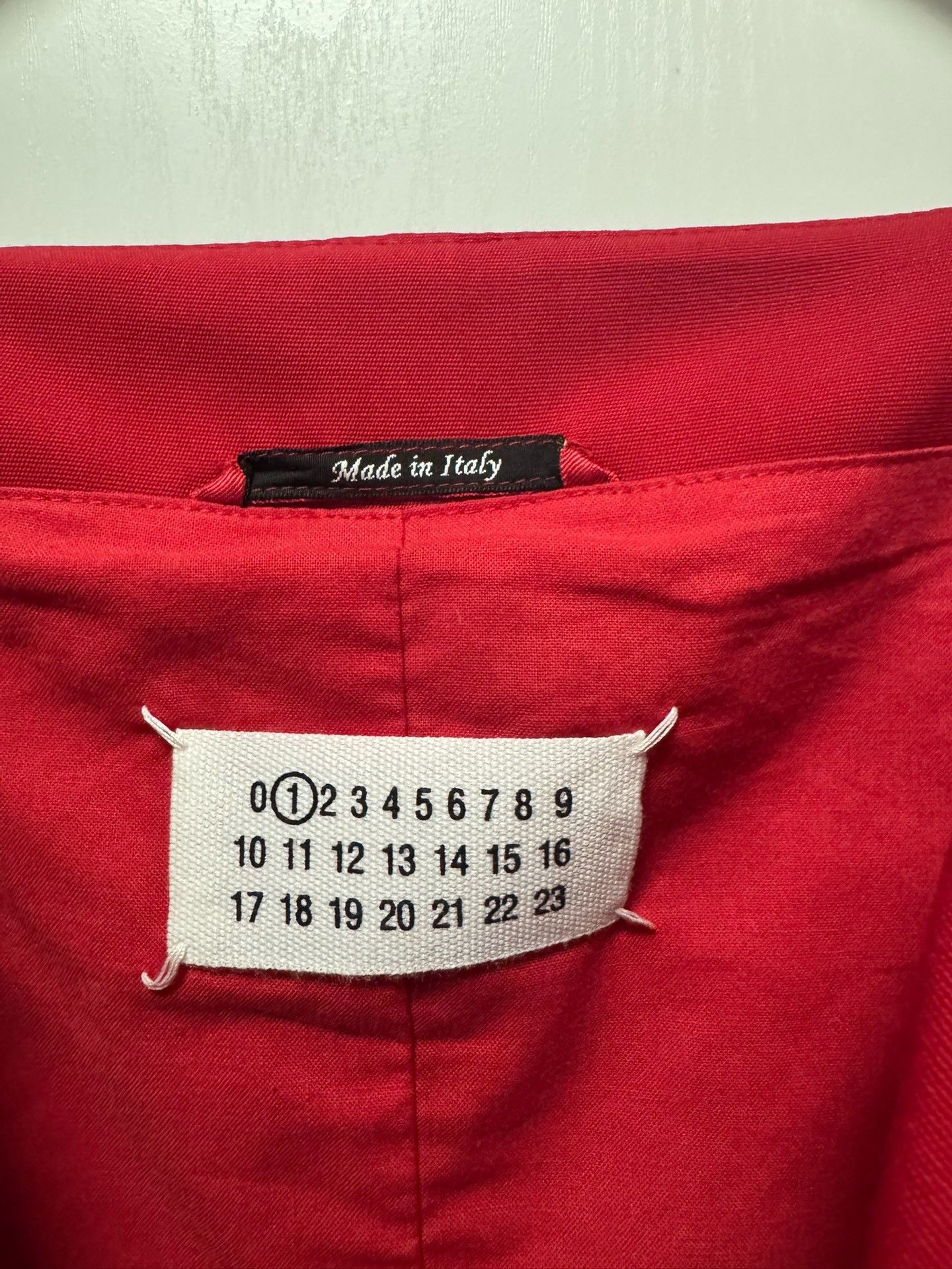 Maison Margiela Maison Margiela An off-the-shoulder suit jacket 2501-Nextar Size XS / US 0-2 / IT 36-38 - 3 Thumbnail