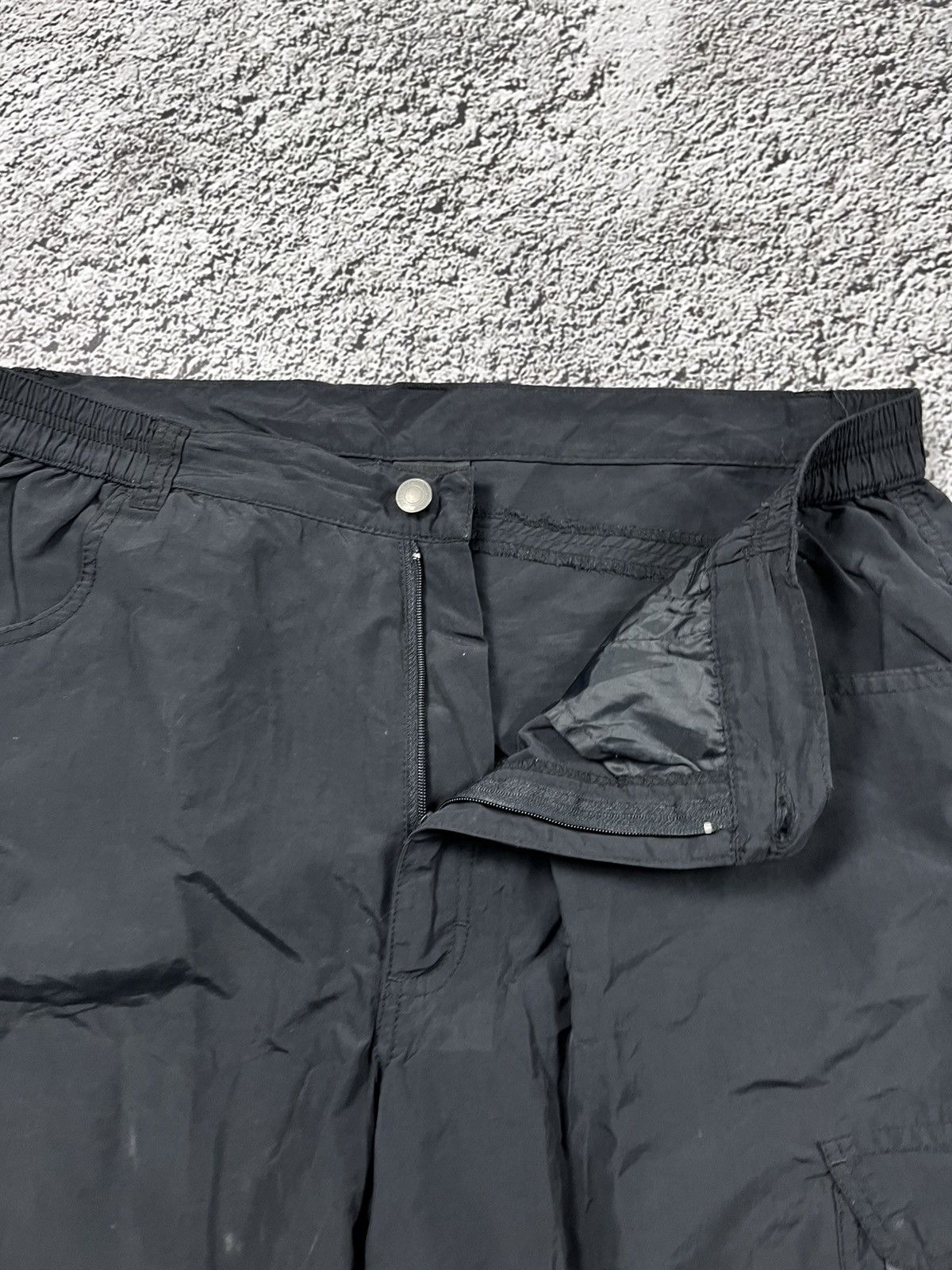 Japanese Brand Vintage Y2K Nylon Cargo Shorts casual streetwear Size US 36 / EU 52 - 5 Thumbnail