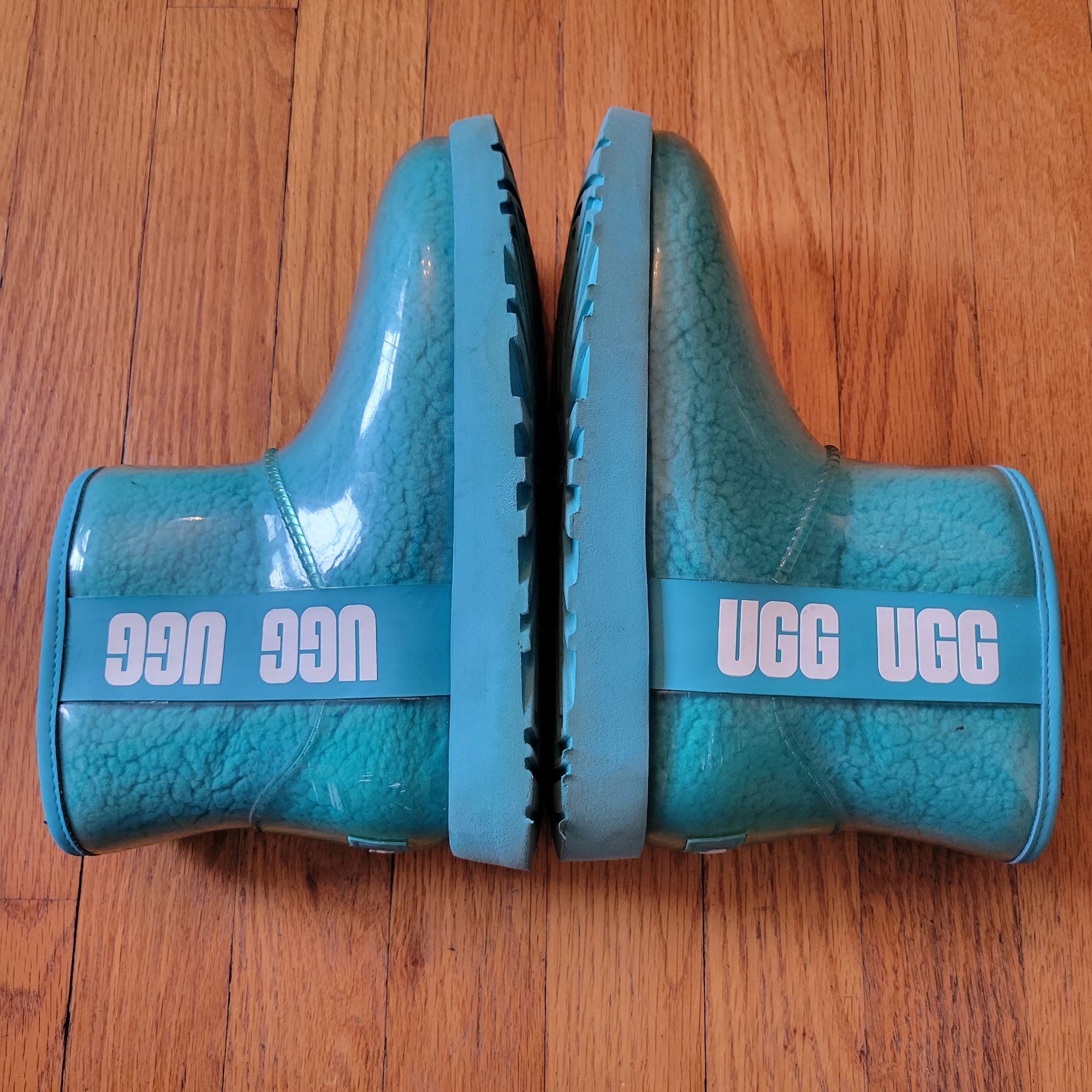 Ugg UGG Waterproof Short Boots 6 Blue Green Classic Mini Clear 1 Size US 6 / IT 36 - 11 Thumbnail