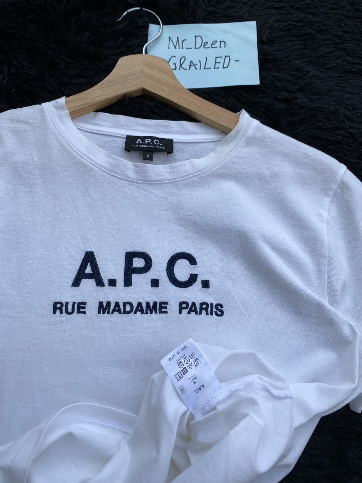 A.P.C. Rare A.P.C Rue Madame Paris Spellout Tshirt Size US S / EU 44-46 / 1 - 9 Thumbnail