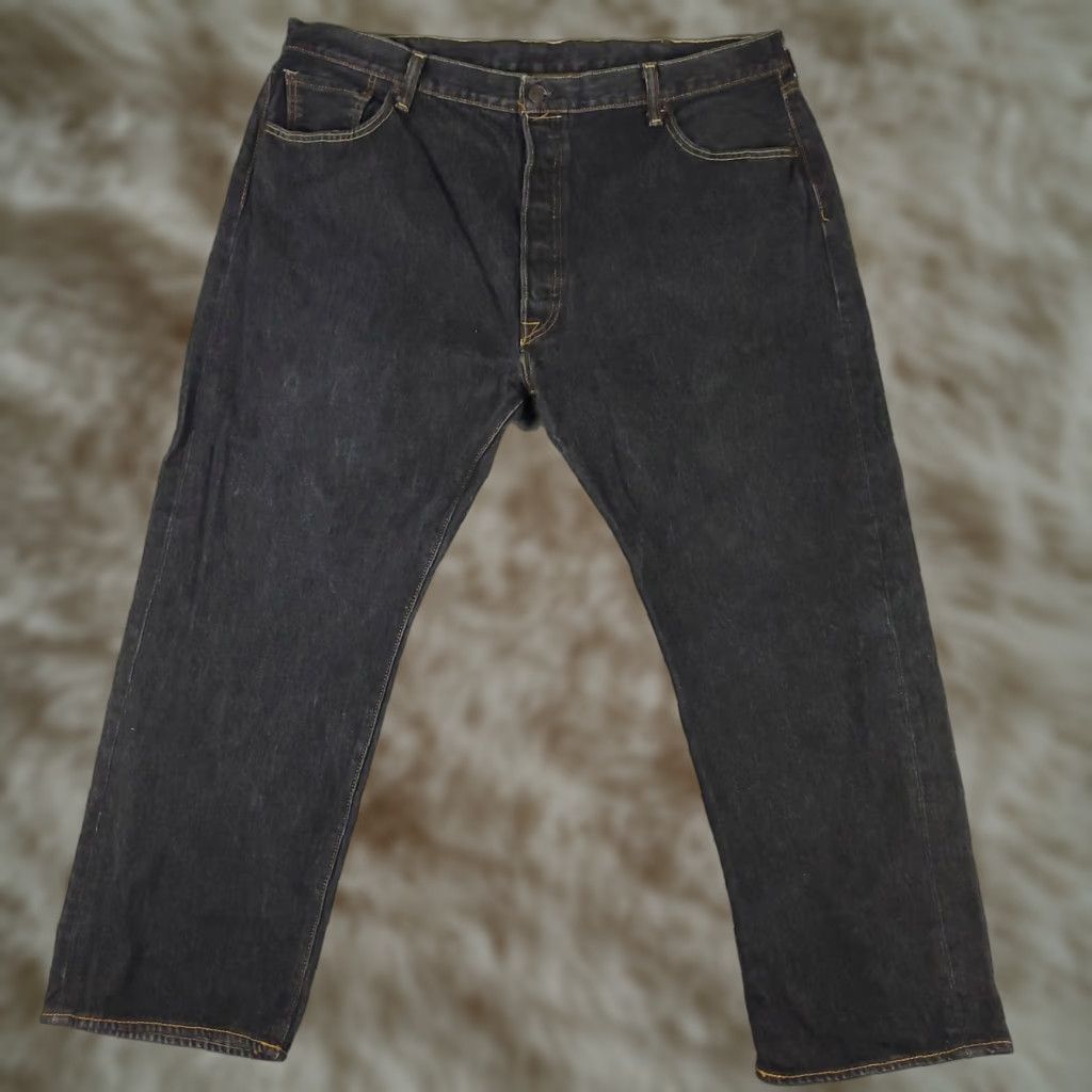 Levi's VINTAGE Levi's 501 Jeans Mens Size 44x30 Denim Straight Leg Classic Cotton Blue Size US 44 / EU 60 - 1 Thumbnail
