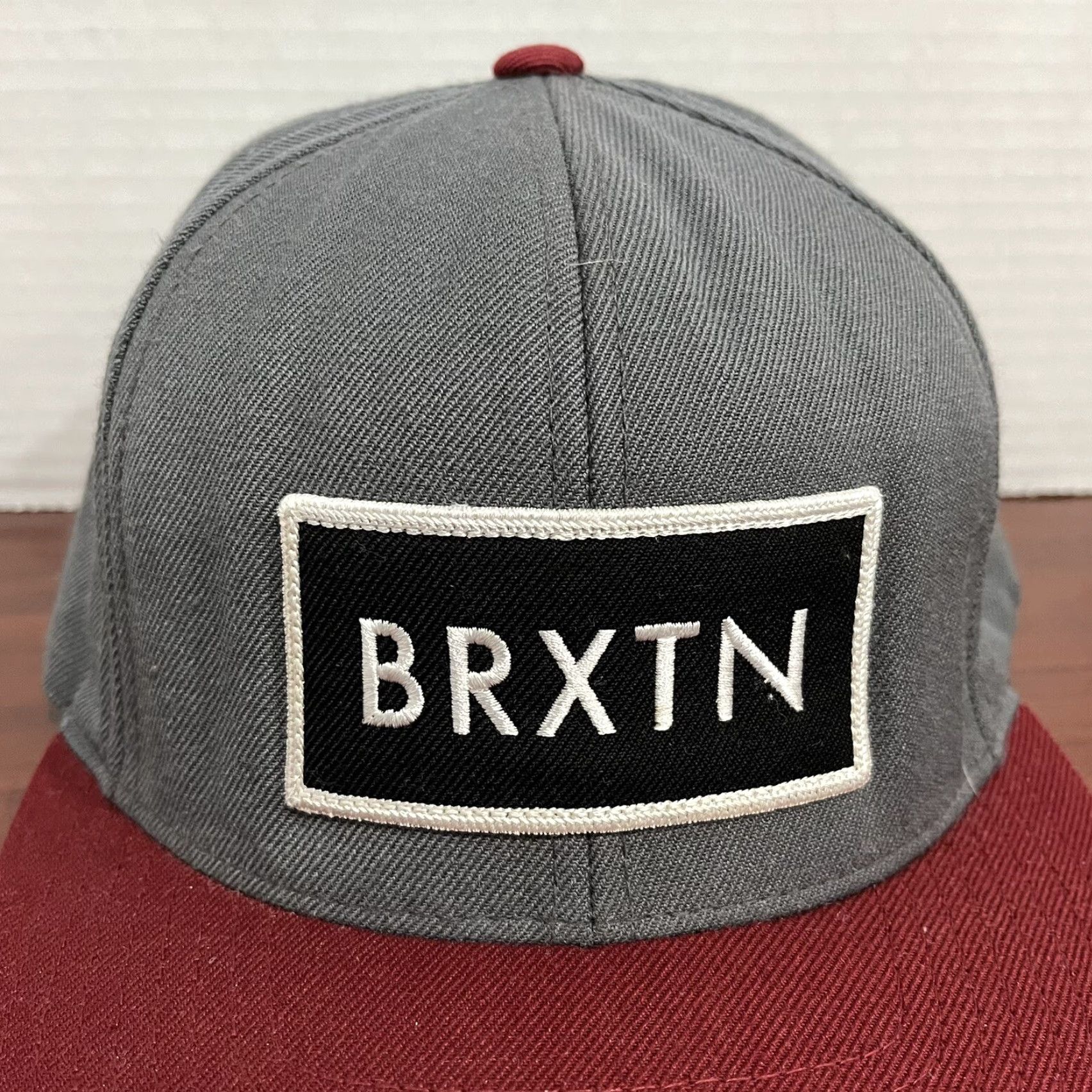 Brixton Brixton Hat Cap Snap Back Gray Red Adjustable Flat Brim Mens Wool Size ONE SIZE - 2 Thumbnail