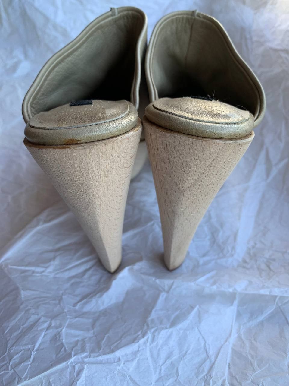 Other Maurizio Pecoraro beige leather heels on wooden platform Size US 8 / IT 38 - 10 Thumbnail