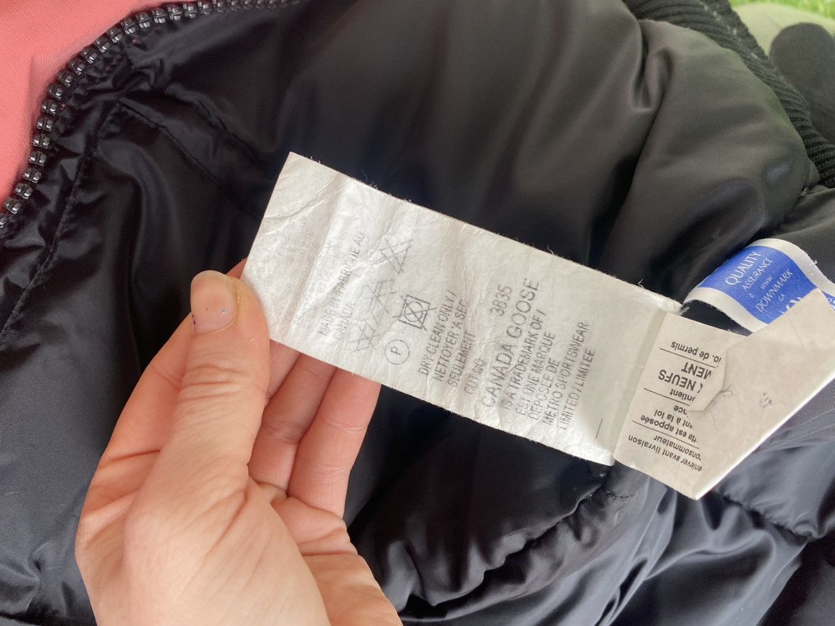 Canada Goose Canada Goose Men’s Chilliwack Bomber Parka Jacket size xs Size US XS / EU 42 / 0 - 12 Thumbnail