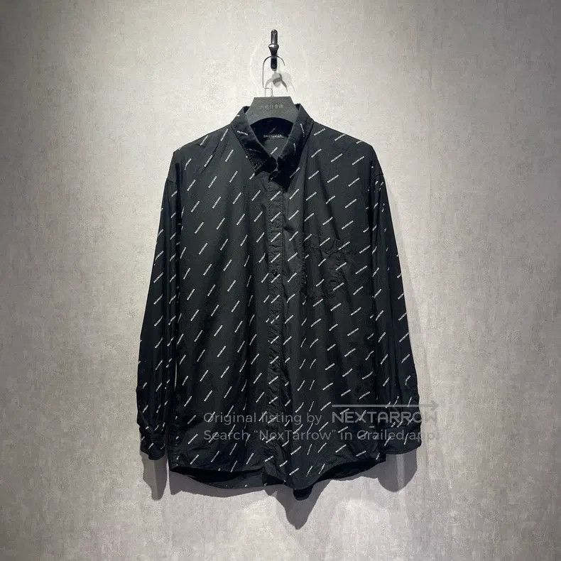 Balenciaga Balenciaga Logo Slogan Full Print Long Sleeve Shirt Size US S / EU 44-46 / 1 - 1 Thumbnail