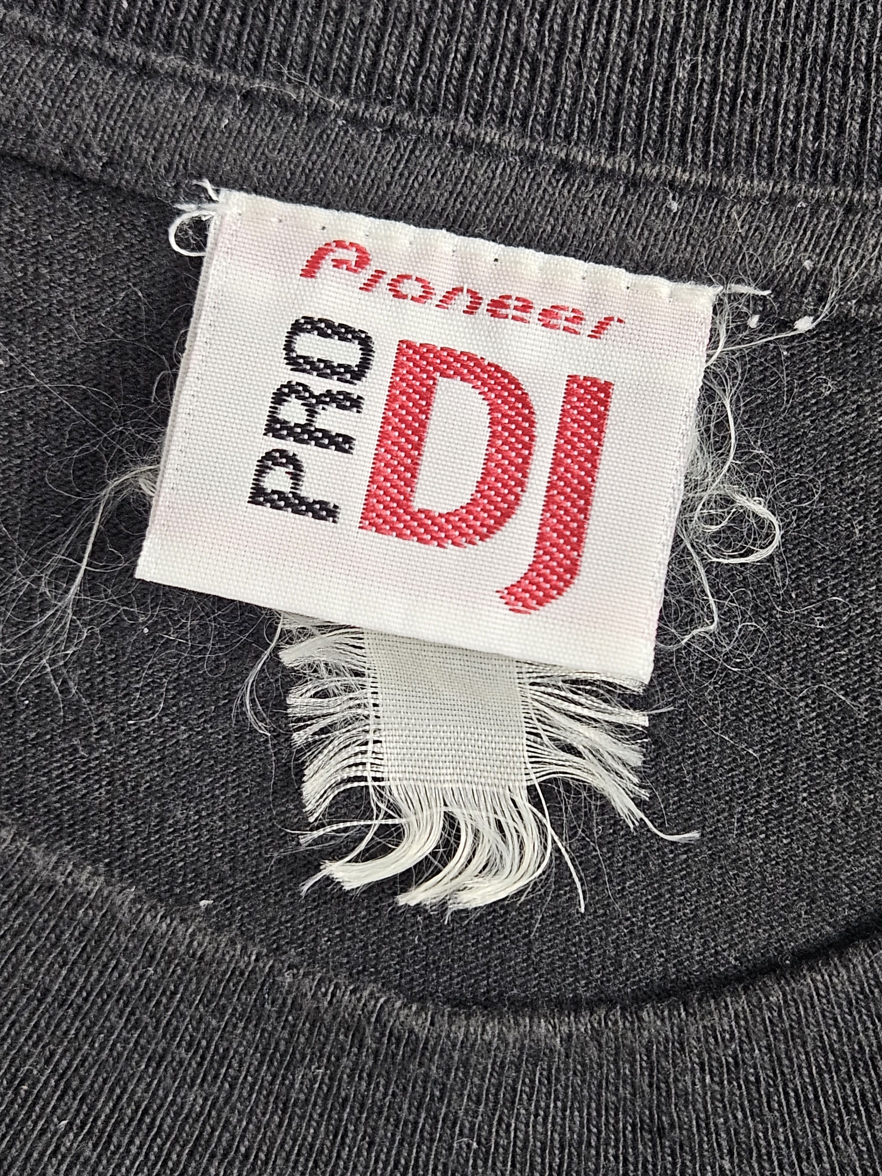 Vintage Vintage Pioneer Pro DJ soundsystem turntable shirt Size US M / EU 48-50 / 2 - 4 Thumbnail