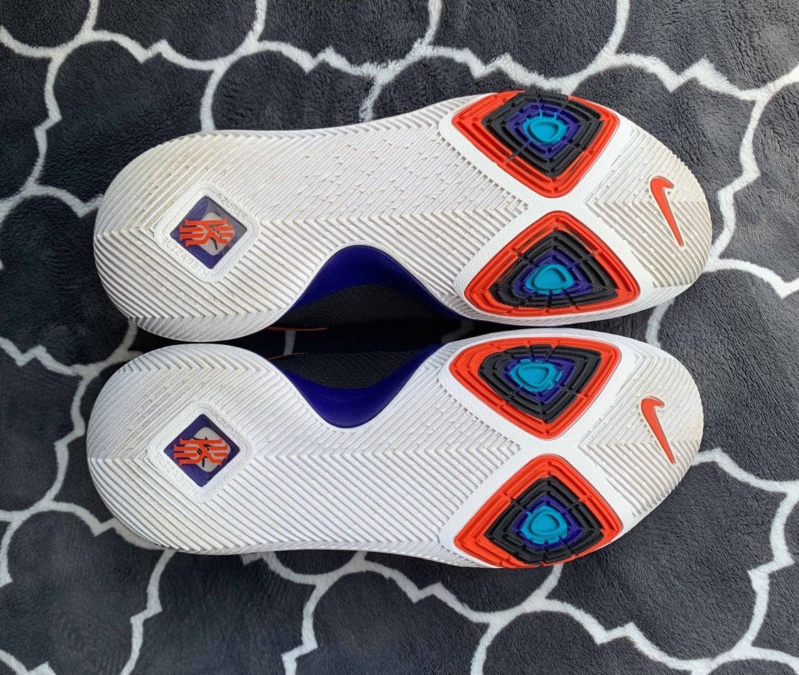 Nike Nike Kyrie 3 “Kyrache Light” Size US 10.5 / EU 43-44 - 5 Thumbnail