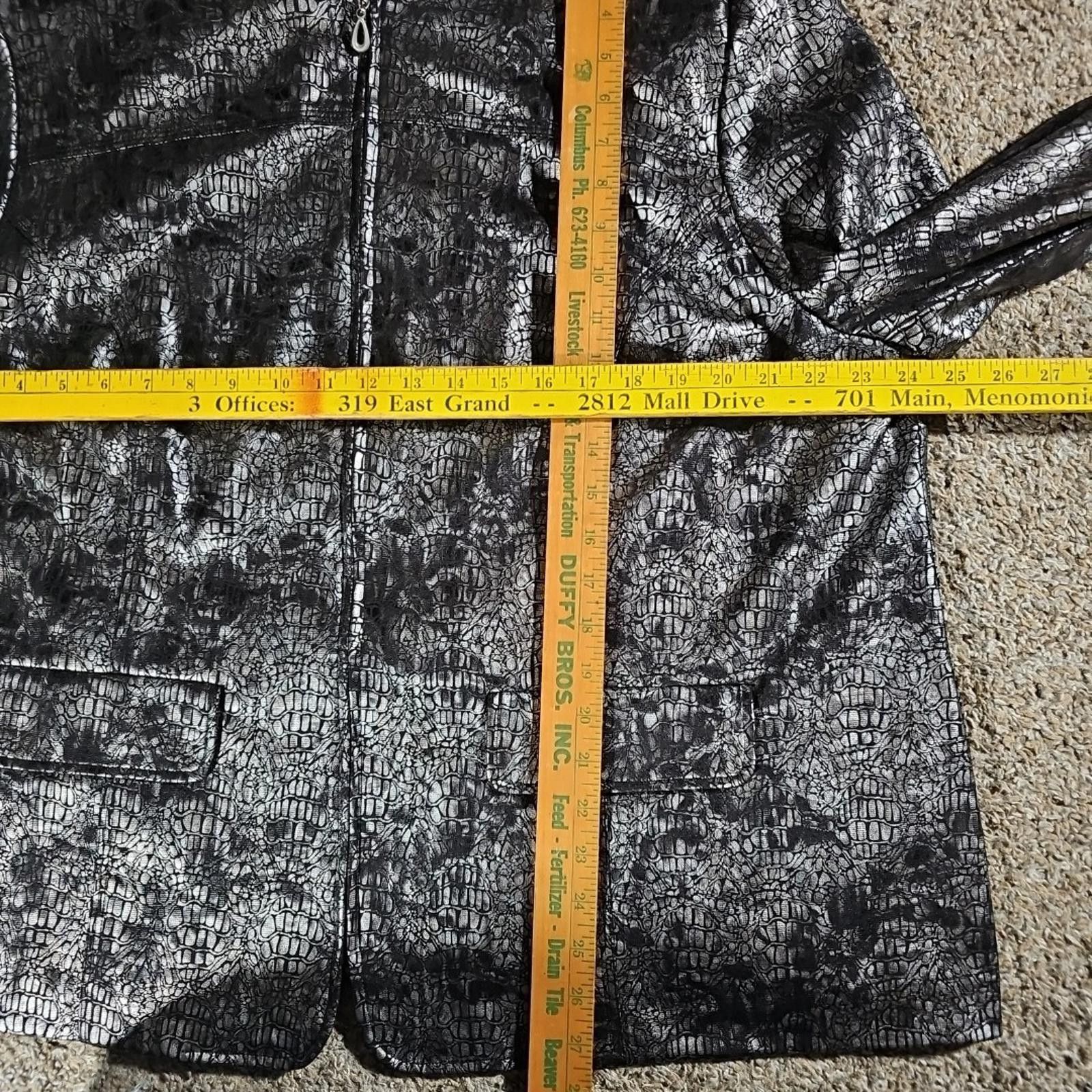 Other Alfred Dunner Women's Jacket 18W Metallic Snakeskin Pattern Size XXL / US 16-18 / IT 52-54 - 5 Thumbnail