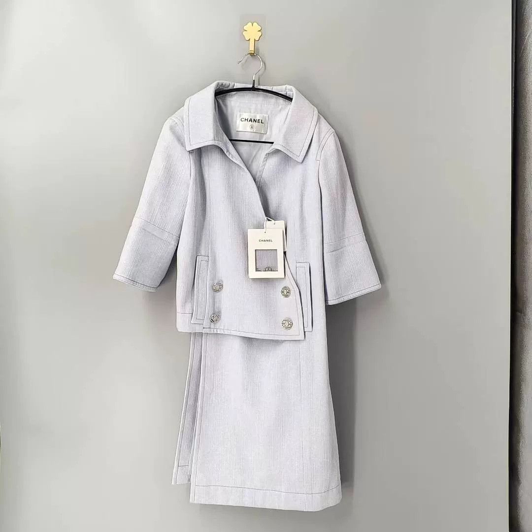 Chanel Chanel Crystal Button Blue Coat Size US XS / EU 42 / 0 - 1 Thumbnail
