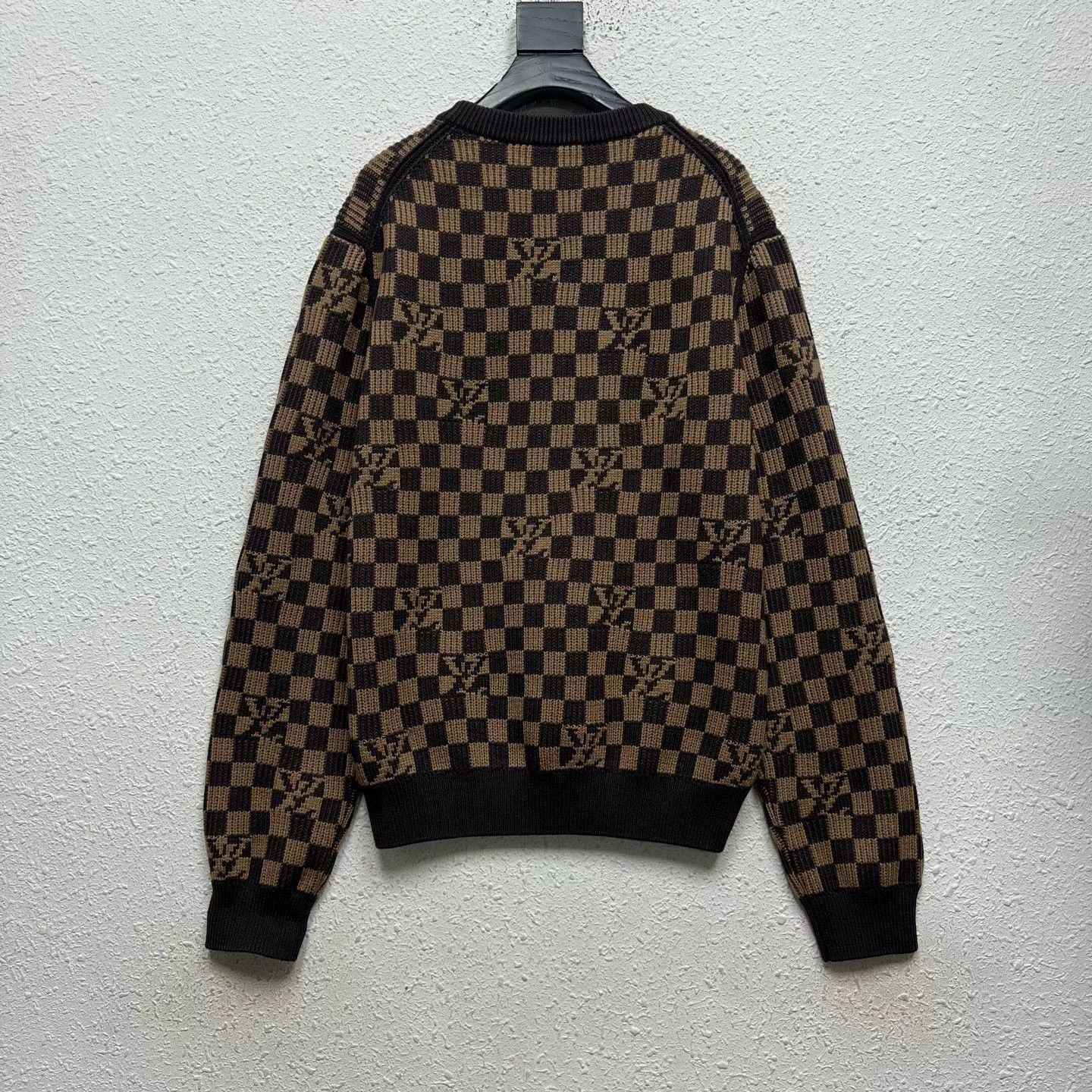 Louis Vuitton louis vuitton checkered wool sweater size l Size US L / EU 52-54 / 3 - 4 Thumbnail