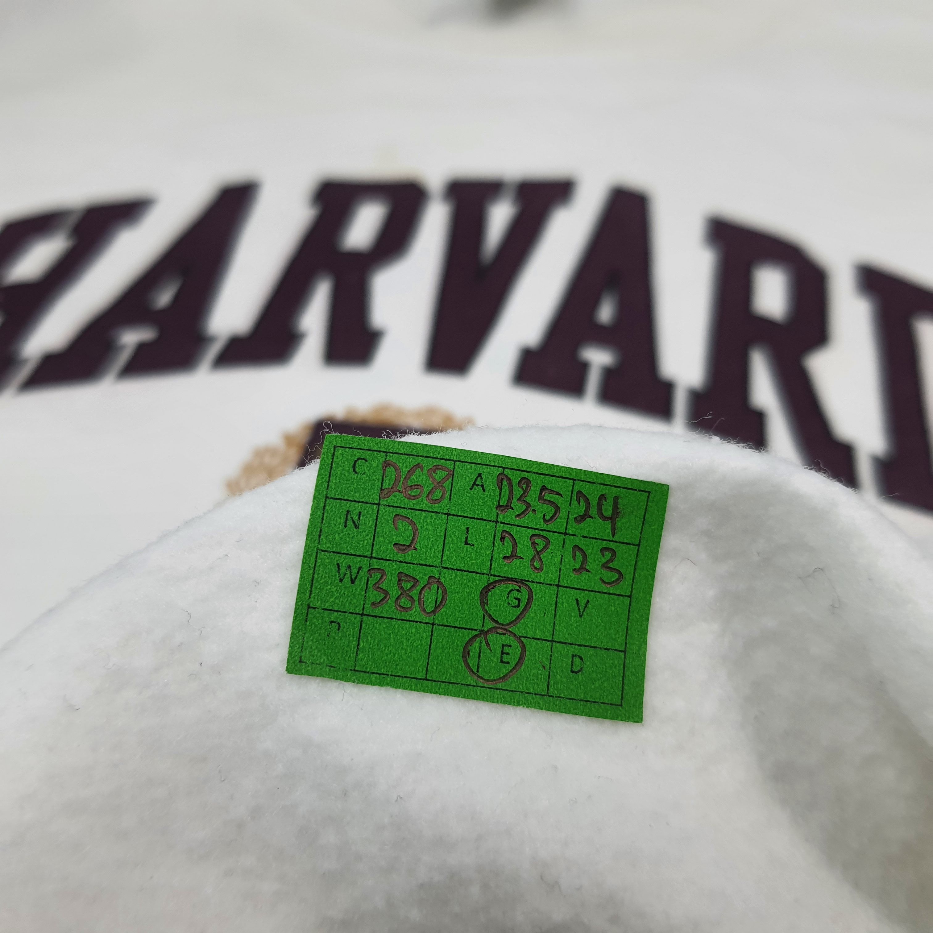 Vintage Vintage Harvard University Spell Out Sweatshirt C268N2 Size US L / EU 52-54 / 3 - 8 Thumbnail