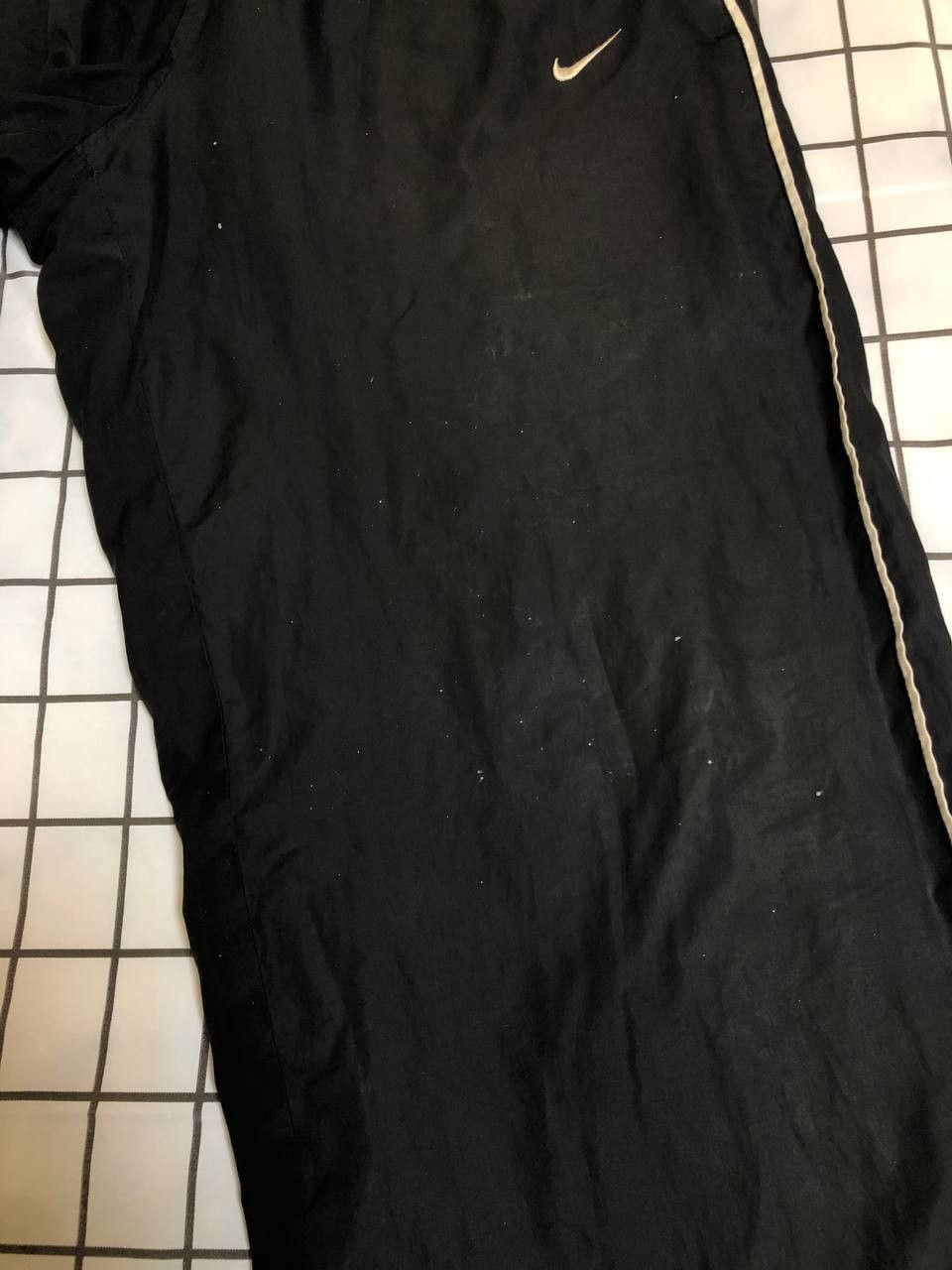Nike Vintage Nike Track Pants 00s Nylon Swoosh Y2K Size US 32 / EU 48 - 10 Thumbnail