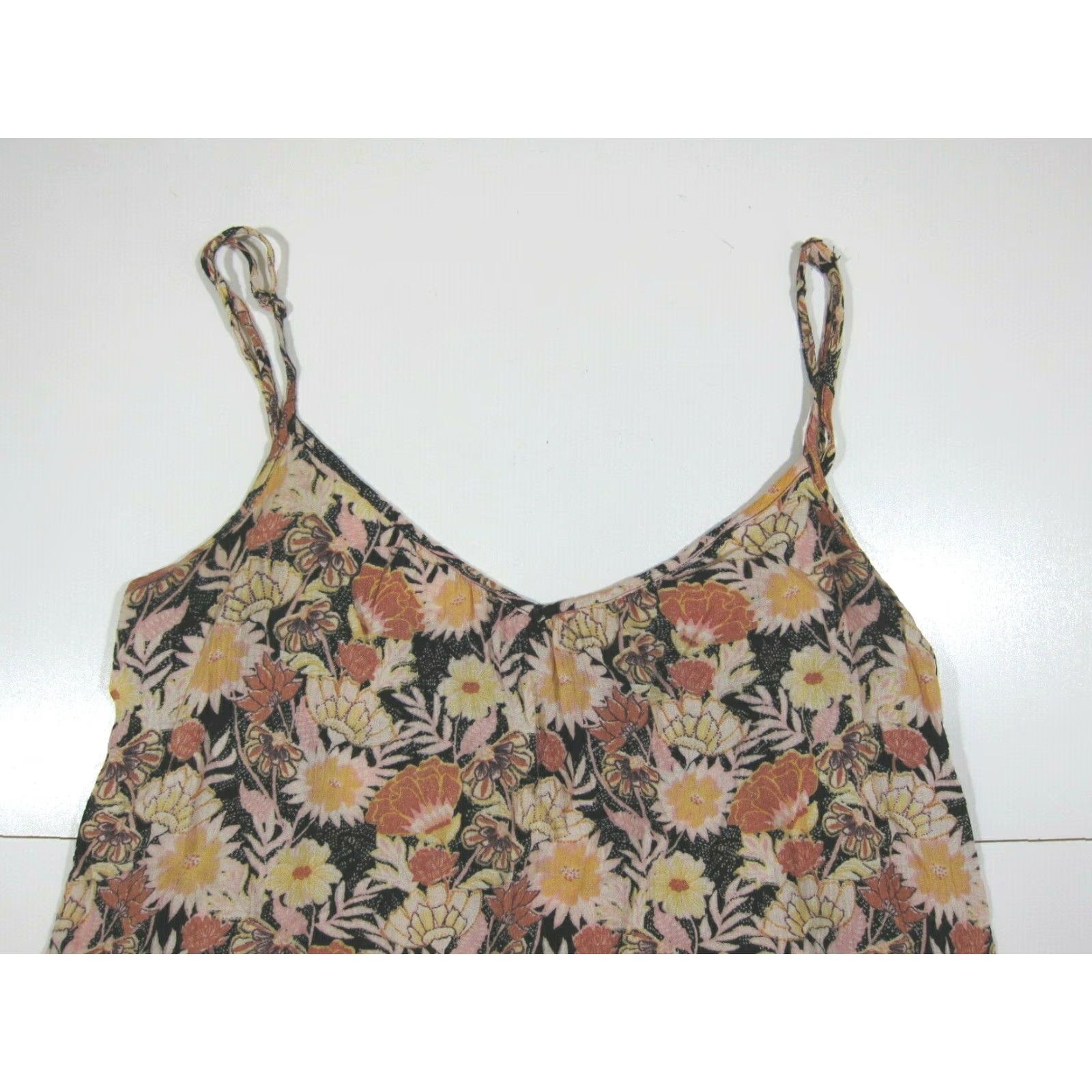 Volcom Volcom 100% Rayon Pink Floral Sleeveless Blouse Top Women S P 10 Tank Blouse Sleeveless Shirt Casual Vintage Pattern: Floral Size L / US 10 / IT 46 - 4 Thumbnail
