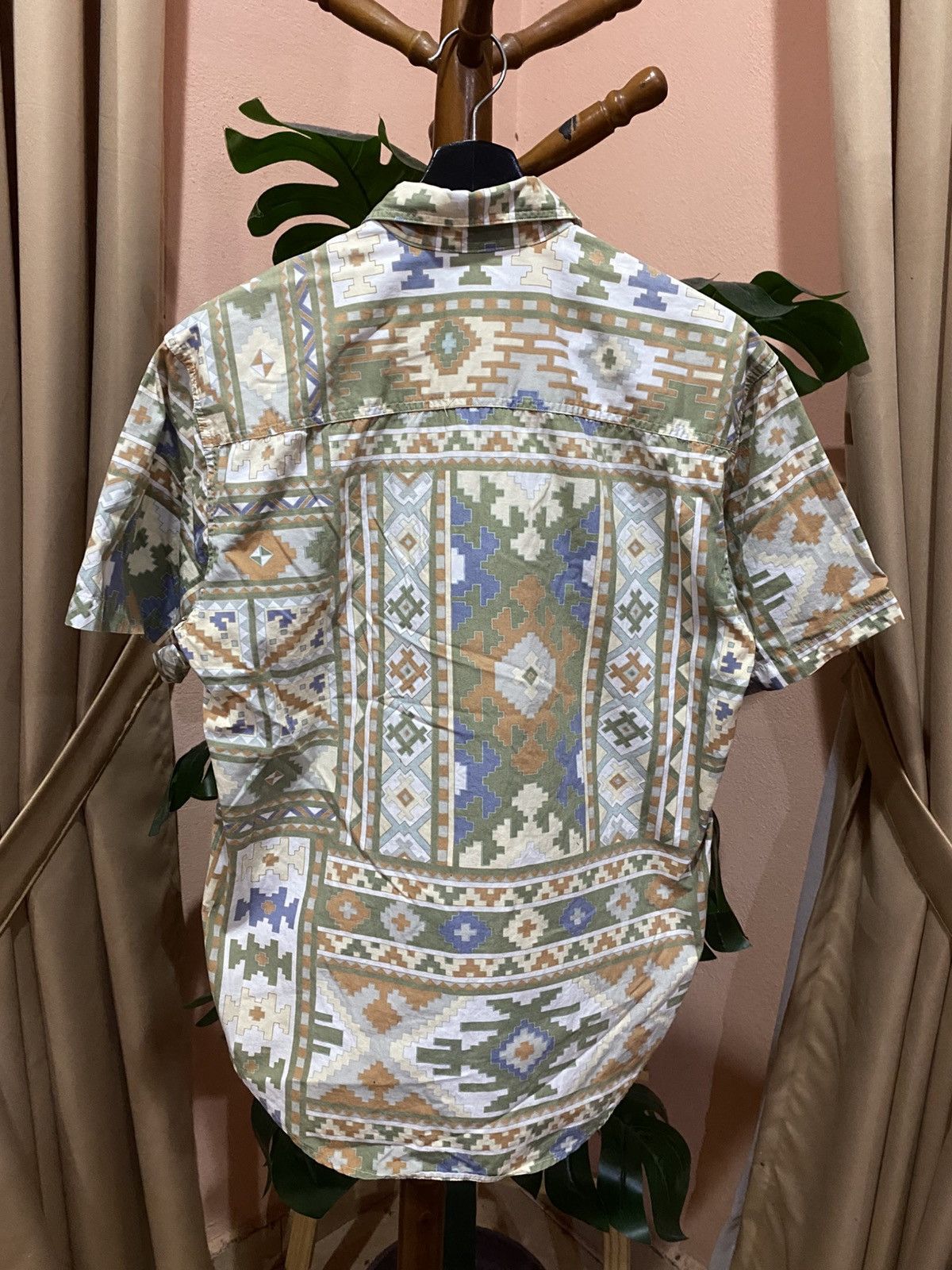 Woolrich Woolen Mills Vintage Woolrich Aztec Print Short Sleeve Shirt – Made Japan Size US S / EU 44-46 / 1 - 7 Thumbnail