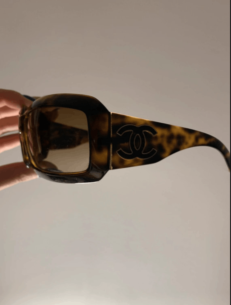 Chanel CHANEL SUNGLASSES 6022-Q LOGO MOTHER OF PEARL ICONIC Size ONE SIZE - 1 Thumbnail