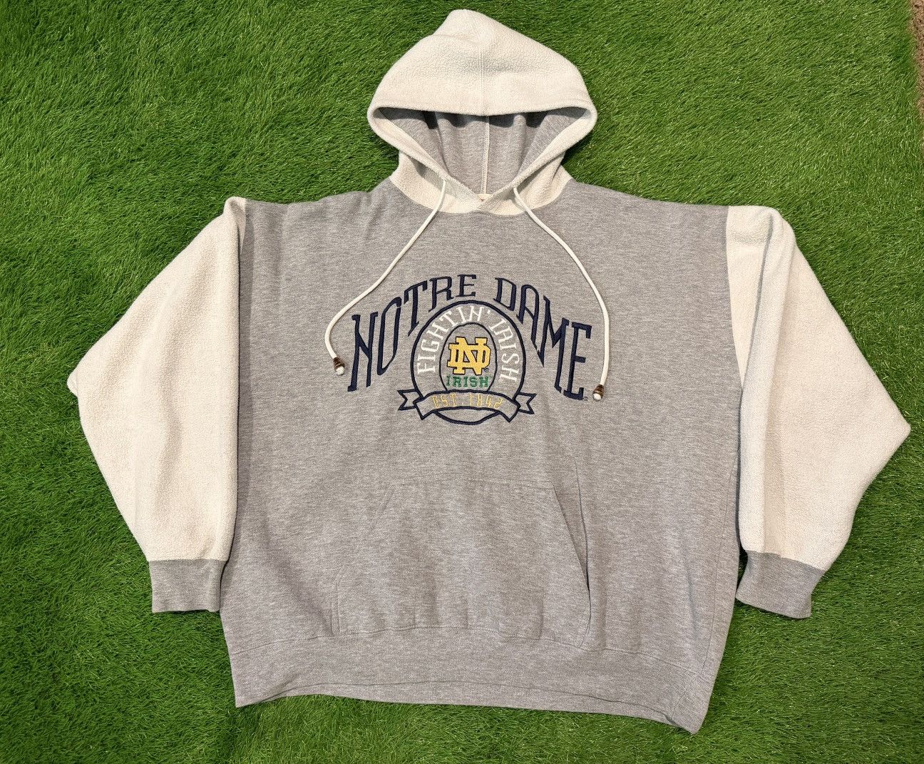 Nutmeg Vintage 90s Notre Dame Fighting Irish NCAA Football Nutmeg Size US XL / EU 56 / 4 - 1 Thumbnail