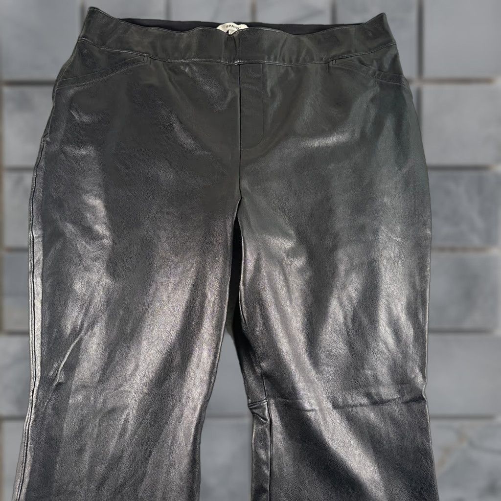 Spanx SPANX Pants Womens 3X Leather-Look Pull On Flare Black Faux Leather Wide Leg Size 40" / US 18 - 1 Thumbnail