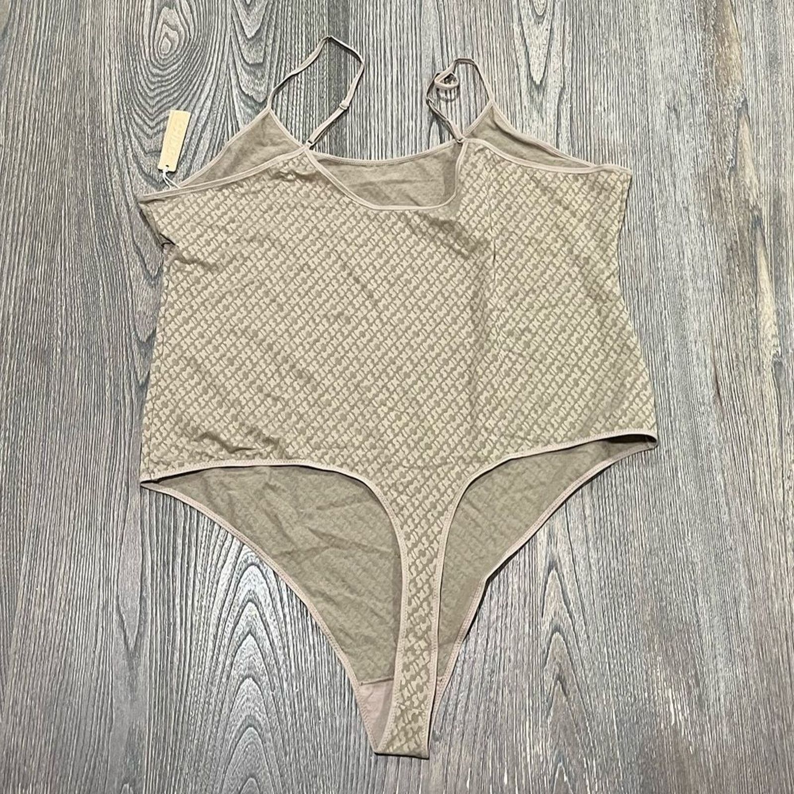 SKIMS NWT Skims Logo Mesh Cami Bodysuit Pull-On Desert 4X Size 4XL / US 24-26 - 4 Thumbnail