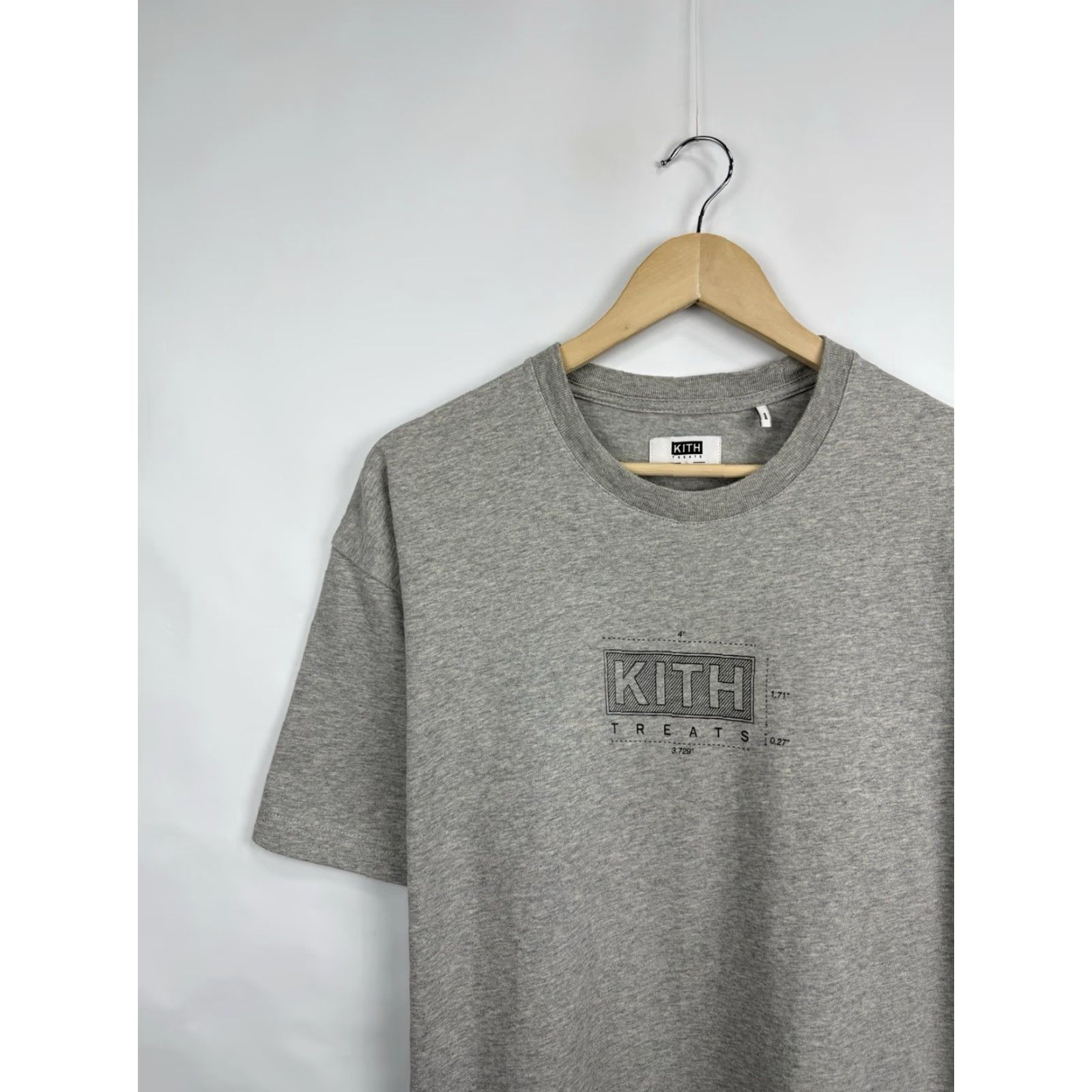 Kith Kith Treats Blueprint T-Shirt Retro Y2K L Gray Mens Shirt, KITH, Size L, 90s, Vintage, Regular, T-Shirt, Gray, Retro, Hype Size US L / EU 52-54 / 3 - 4 Thumbnail