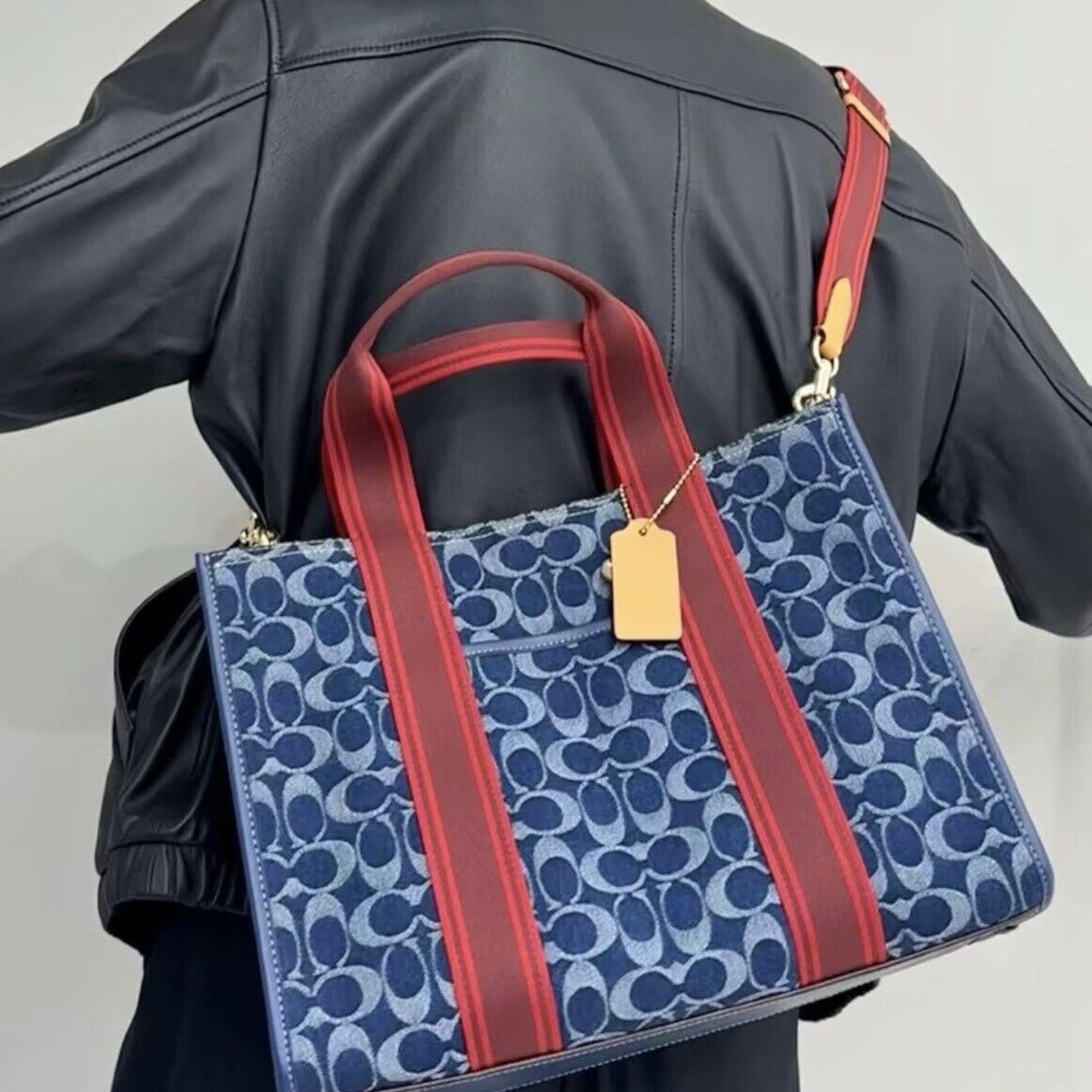 Coach NWT Limited COACH Smith Tote Bag In Signature Denim Size ONE SIZE - 9 Thumbnail